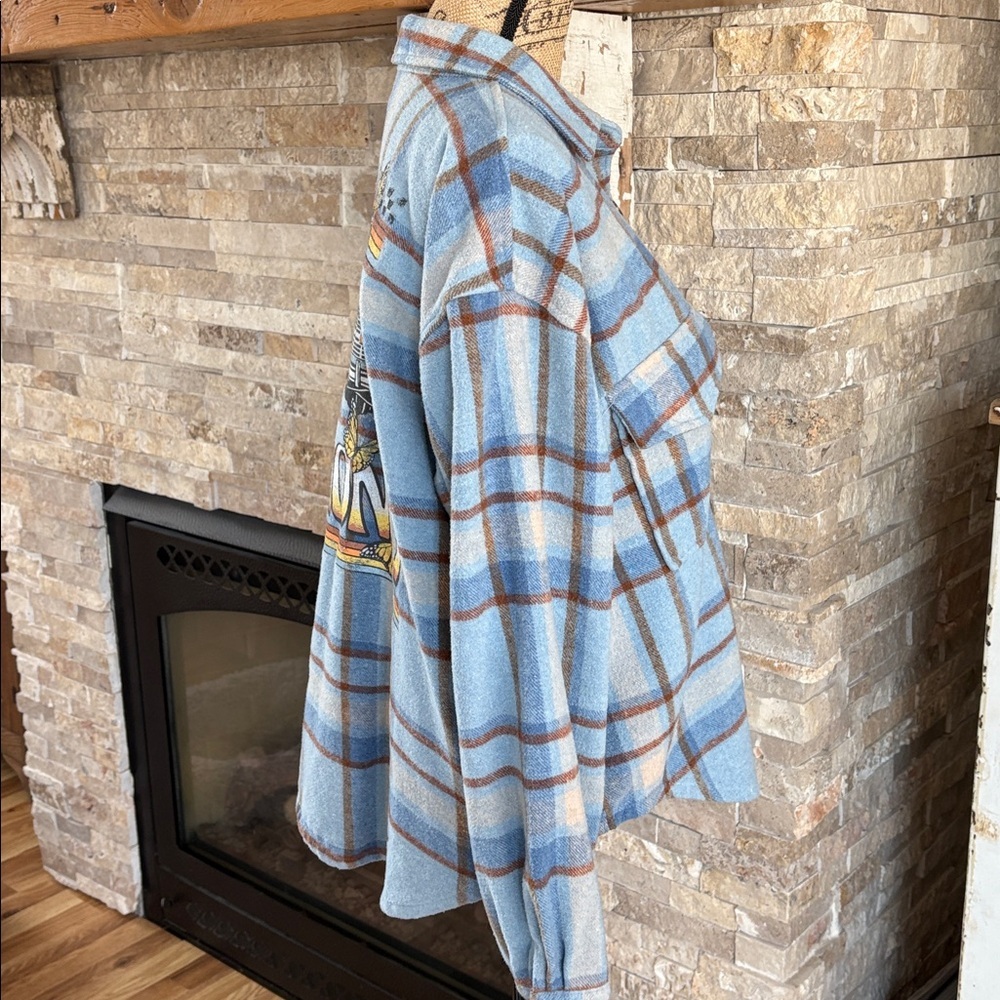 Ford Bronco shacket flannel blue brown cream flannel butterflies Bronco graphic - Picture 9 of 16